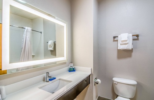 Crystal Beach Hotel | Holiday Inn Express Destin E - Commons Mall area by IHG