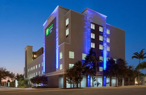 Dania Beach Hotel | Holiday Inn Express Fort Lauderdale Airport South by IHG