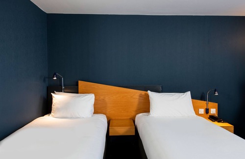 Stoke-on-Trent Hotel | Holiday Inn Express Stoke On Trent by IHG