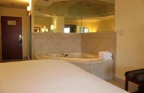 Limberlost Hotel | Holiday Inn Express Hotel & Suites Tucson Mall by IHG