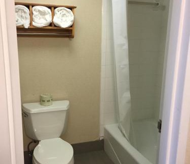 Kitty Hawk Hotel | Holiday Inn Express Kitty Hawk - Outer Banks by IHG