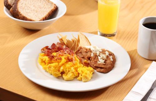 Monterrey Hotel | Holiday Inn Express Monterrey Galerias-San Jeronimo by IHG