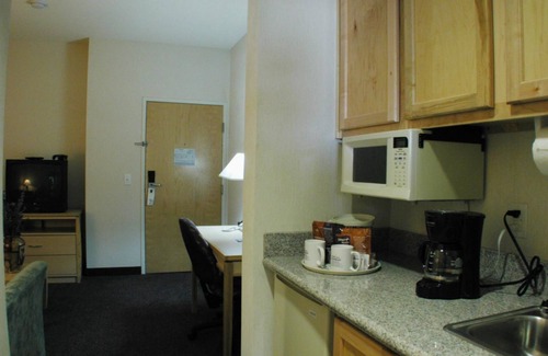 Near East Side Hotel | Holiday Inn Express San Antonio Rivercenter Area by IHG