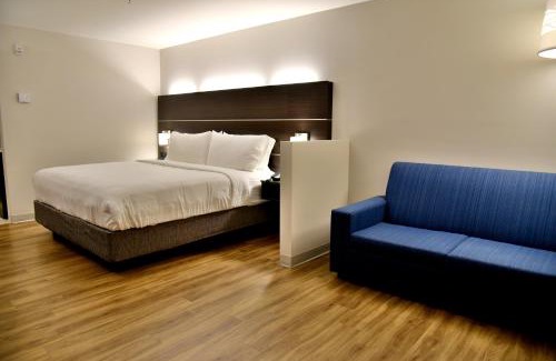 Downtown Gatineau Hotel | Holiday Inn Express & Suites - Gatineau - Ottawa by IHG