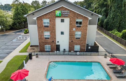 Buford Hotel | Holiday Inn Express & Suites Buford NE - Lake Lanier by IHG