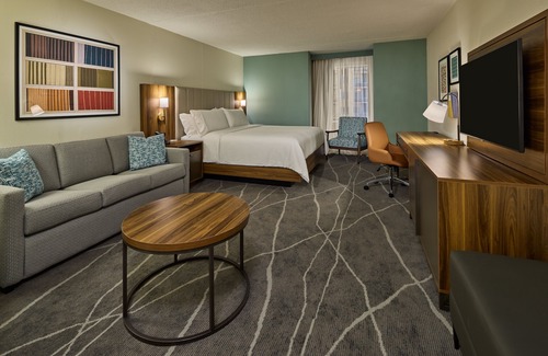 Westside Hotel | Holiday Inn Express & Suites Charleston Dwtn - Westedge by IHG