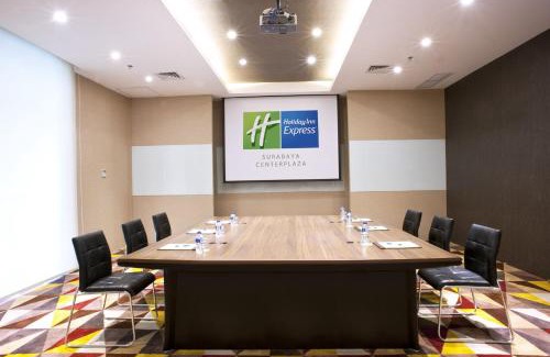 Surabaya Hotel | Holiday Inn Express Surabaya CenterPoint by IHG