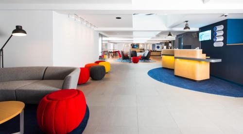 Swindon Hotel | Holiday Inn Express Swindon City Centre by IHG
