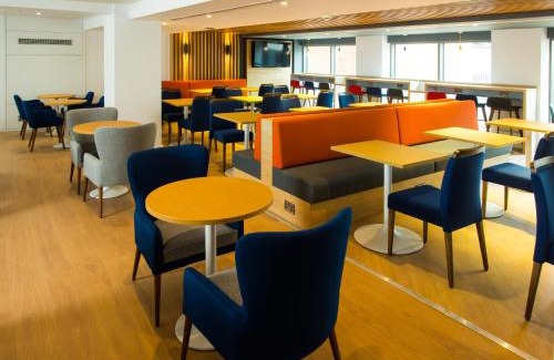 Swindon Hotel | Holiday Inn Express Swindon City Centre by IHG