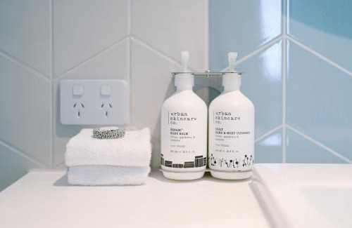 Mascot Hotel | Holiday Inn Express Sydney Airport by IHG