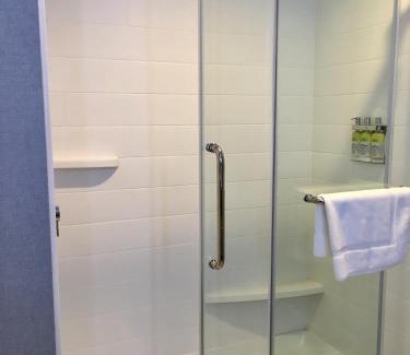 Grand Island Hotel | Holiday Inn Express - Grand Island by IHG
