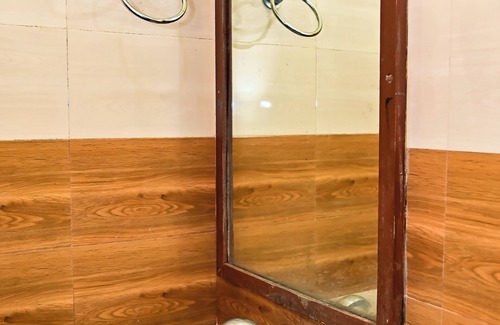 Sualkuchi House | Holiday Inn Guest House