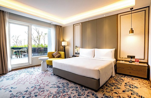 Lucknow Hotel | Holiday Inn Lucknow Airport by IHG
