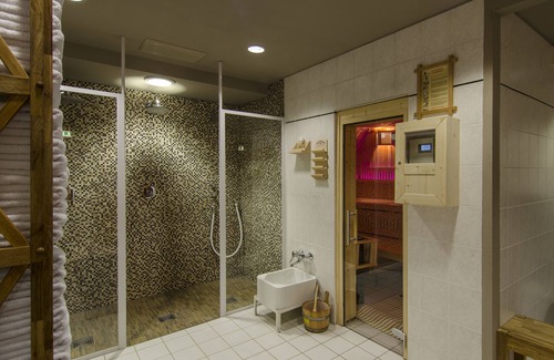 Munchen District Hotel | Holiday Inn Munich-Unterhaching by IHG
