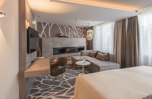 Munchen District Hotel | Holiday Inn Munich-Unterhaching by IHG