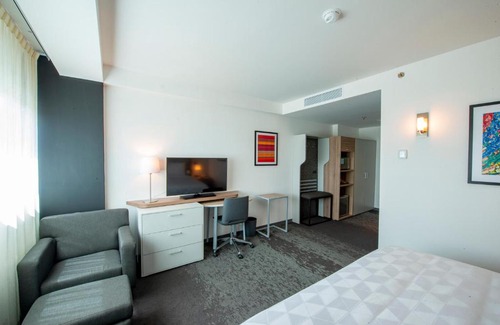 Merida Municipality Hotel | Holiday Inn & Suites - Merida La Isla by IHG