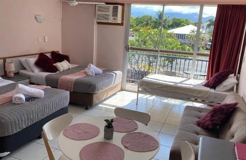 Cairns North Apartment | Holiday Lodge Apartment