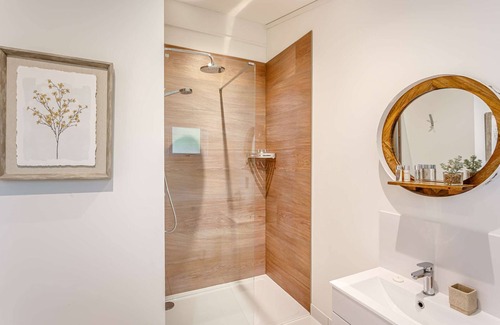 Churchill Apartment | Holiday Lodge in The Cotswolds