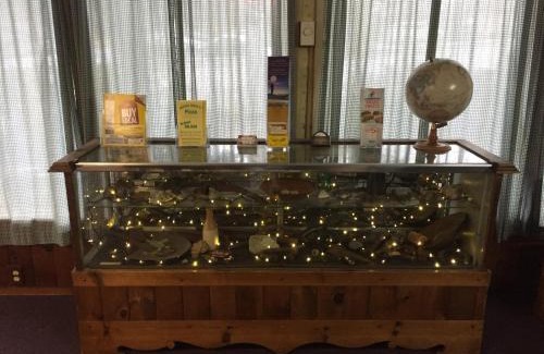 Grass Valley Hotel | Holiday Lodge