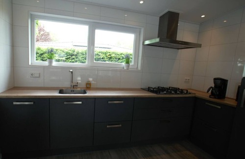 Sint Maartensvlotbrug Apartment | Holiday apartment Lavender