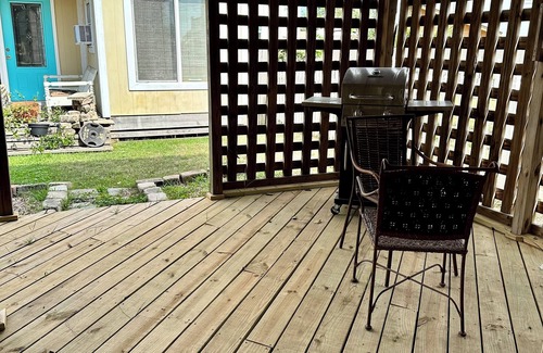 Crescent Beach House | Holiday Oasis -5 minutes to Beach and boat ramp; pets welcome