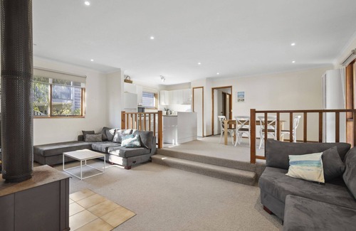 Anglesea House | Holiday on Minifie Su