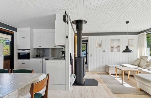 Havnsø House | Holiday paradise with pool near Havnsø Beach
