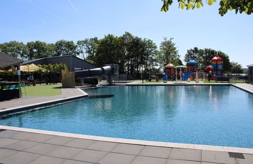 Lathum Ski Chalet | Holiday Park Near Recreational Lake