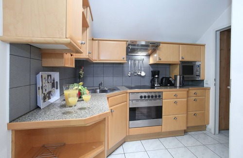 Matzleinsdorf Apartment | Holiday Penthouse Apartment near the Belvedere Palace in Vienna Austria