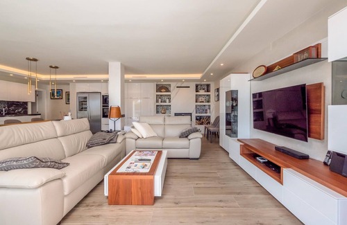 Aiguablava House | Holiday Rental semi-detached house with private pool in Begur, Sa Tuna