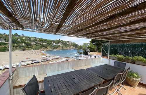 Sa Riera House | Holiday rental townhouse in Begur, Sa Riera