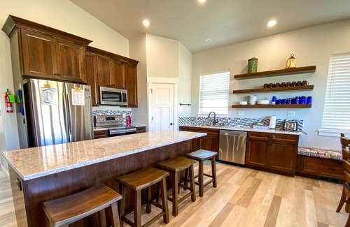 Sweetwater House | Holiday Retreat Cabin with themed rooms and New Hot Tub!