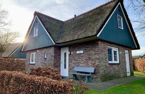 Sint Maartensvlotbrug House | Holiday retreat, near forest