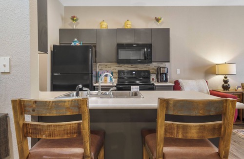 Branson Condo | Holiday Ridge Escape | Holiday Hills Branson | Golf Resort | Outdoor pools