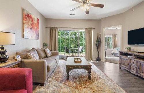 Branson House | Holiday Ridge Escape - Holiday Hills Branson Golf Resort Outdoor pools