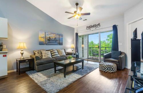 Branson House | Holiday Ridge Retreat 11 - Holiday Hills Branson Golf Resort Outdoor Pools