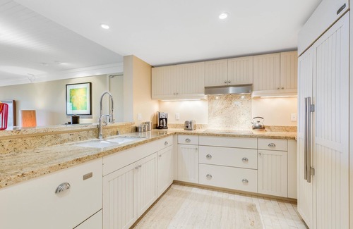 Kahuku Condo | Holiday Sale! Turtle Bay Villas 116 by Gather w/Shared Pool, Spa, Lanai & AC