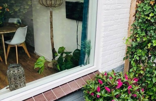 Noordwijk House | Holiday summer style house, family or couple. With privacy/little garden/sea