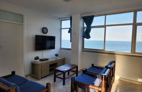 Warner Beach Condo | Holiday @ the Beach - Sapphire Coast