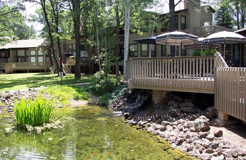Pinetop Villa | HOLIDAY TIME! TRANQUIL 2 BEDRM VILLA & GARAGE IN PINETOP CNTRY CLB AREA SLEEPS 6
