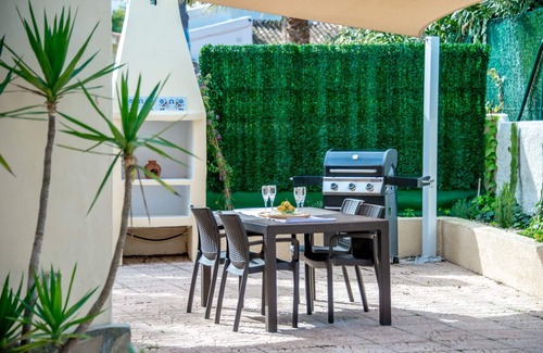 Moravit Villa | Holiday Villa Moraira with private heated pool in walking distance to beaches