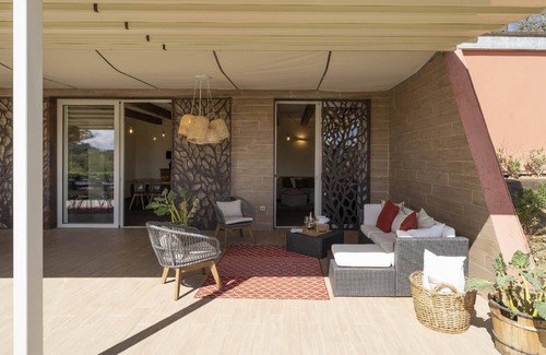 Palaia House | Holiday villa 'Riparossa' with its own pool