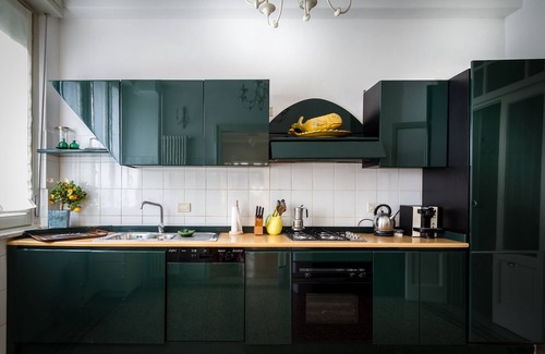 Cernobbio Villa | Holiday villa with large furnished terrace