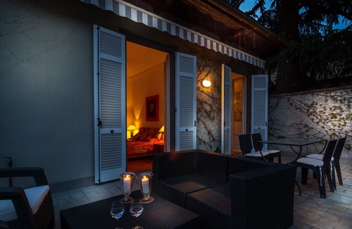 Cernobbio Villa | Holiday villa with large furnished terrace