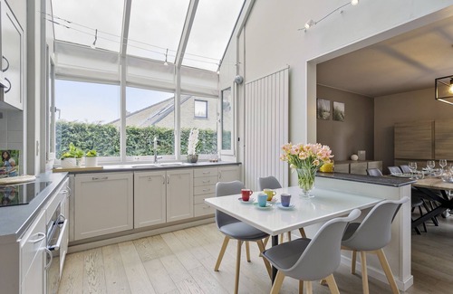 Witte Burg Villa | holiday villa with luxury and sauna in the dune reserve right by the sea