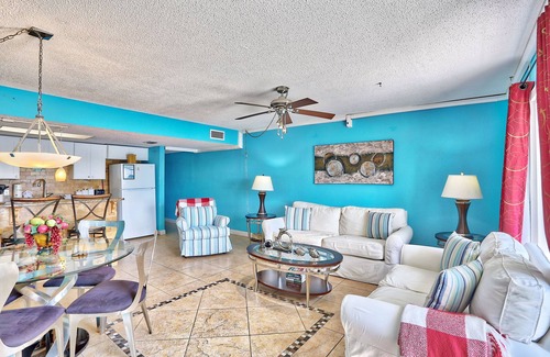 Seminole Condo | Holiday Villas III 109 "Sea You at the Beach"~On the Beach, Pool, Gorgeous!