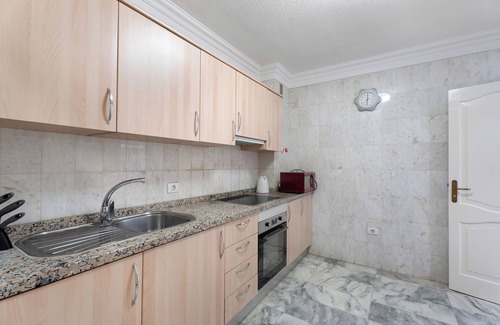 Puerto de Santiago Apartment | Holidays 'Al Mar Los Gigantes' with Private Terrace, Balcony and Wi-Fi