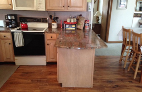 Albrightsville Ski Chalet | Holidays approaching! Come to the Poconos and stay in this cozy & lovely chalet.