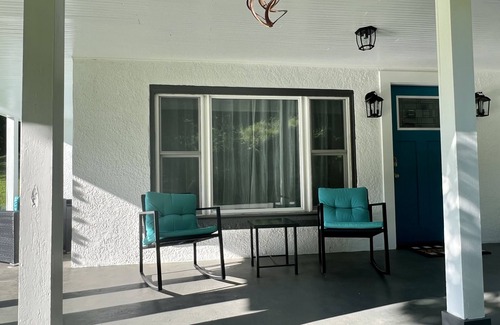 Marshall House | Holidays at Lazy Dayz!