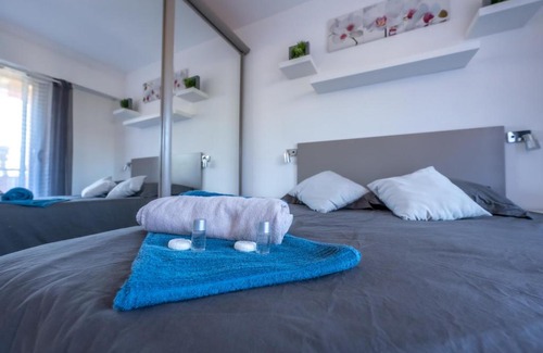 Le Cannet Apartment | Holidays in cannes - appartement 2P - wifi - clim - parking